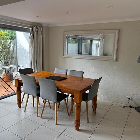 Le Court Villas Noosa Heads Exterior foto