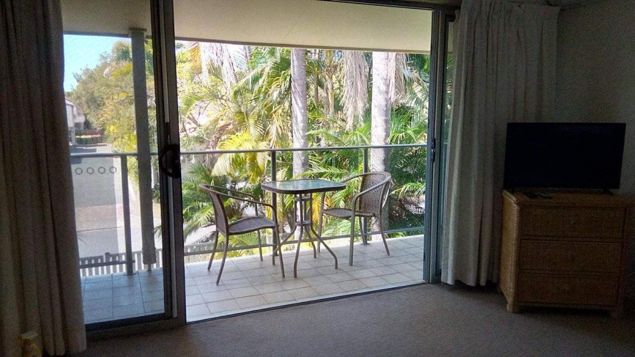 Le Court Villas Noosa Heads Zimmer foto
