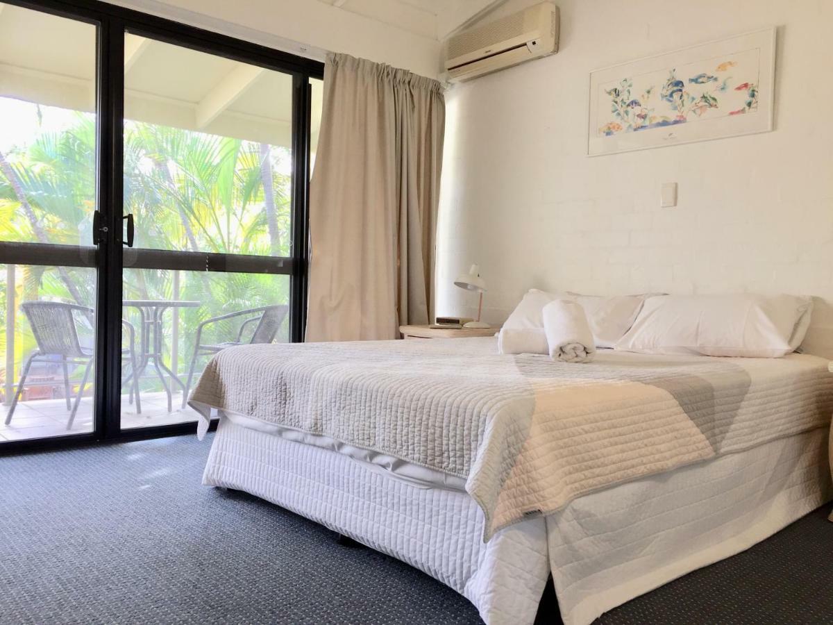 Le Court Villas Noosa Heads Exterior foto